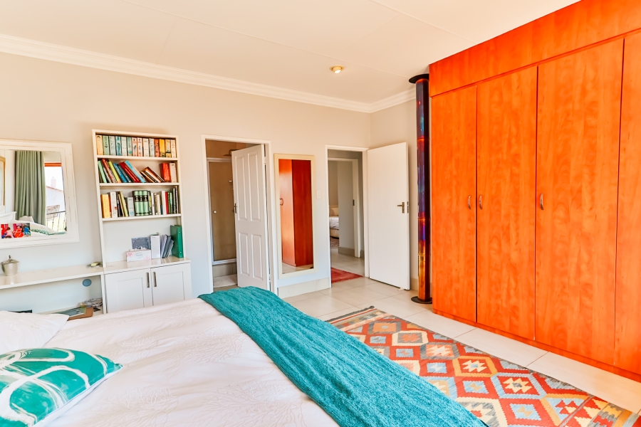 4 Bedroom Property for Sale in The Coves North West